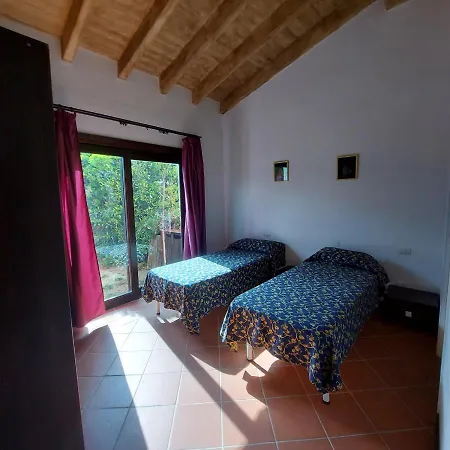Iris Villa